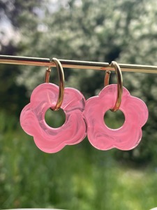 Boucles d'oreilles en résine en gros à prix réduit, multicolores, personnalisables, article de gros d'usine, fabriqué en résine - Product Image 3