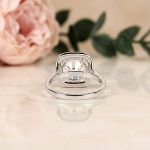 Anillo de Compromiso de Plata de Ley 925 con Corte Redondo Halo y Moissanita VVS, Anillo de Promesa de Boda Chapado en Oro Blanco de 18K - Product Image 3
