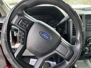 Camión Tractor Diésel 6x4 de Servicio Pesado, Cabeza Tractora para Transporte Logístico, Transporte de Carga por Carretera y Negocios de Envío, Volante a la Izquierda - Product Image 3