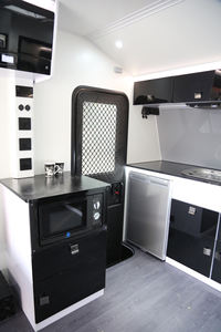 <span class=keywords><strong>Caravane</strong></span> de voyage tout-terrain de 14,6 pieds avec porte arrière à rampe pour ATV, UTV, <span class=keywords><strong>moto</strong></span>, camping-car fermé - Product Image 6