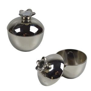 Porte-encens décoratif en métal au design en forme de grenade, idéal pour la décoration intérieure - Product Image 5