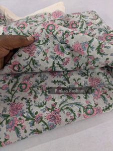 Tela de Algodón 100% Estampada a Mano en Jaipur, Diseño Floral Sanganeri Rosa, para Vestidos de Mujer, Venta al Por Mayor - Product Image 3