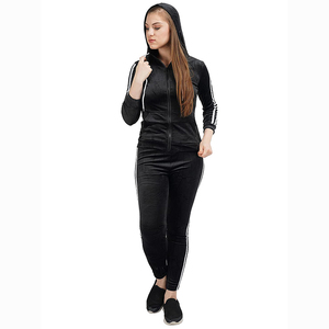 Hot Selling Women's Winter Fitness Jogging Suits Black Color Lightweight Breathable Running Sweat Suits With Customized Logo - Product Image 1