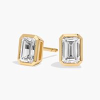 Pendientes de Oro Blanco con Diamantes Cultivados en Laboratorio, Corte Esmeralda, con Engaste de Lujo