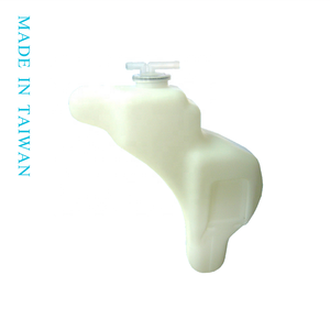 OEM 1647015040 <b>Expansion</b> & <b>Overflow</b> <b>Tank</b> New Material Water Coolant Reservoir - Product Image 1