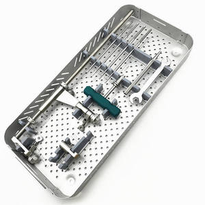 Juego de Instrumentos Retractores de Fémur Ortopédicos Profesionales, Instrumentos Quirúrgicos Reutilizables de Acero Inoxidable para Procedimientos de Cadera y Fémur - Product Image 3