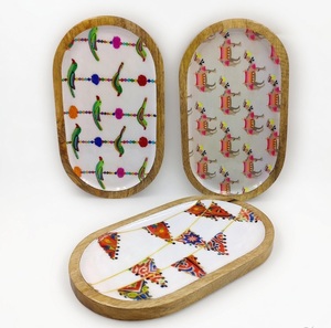 ถาดเสิร์ฟไม้เอนกประสงค์พร้อมลายพิมพ์เคลือบเงา ออกแบบเฉพาะบุคคลสำหรับตกแต่งบ้าน ร้านอาหาร โรงแรม - Product Image 2