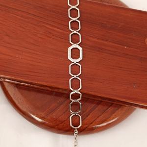 สร้อยข้อมือเงินแท้ 925 รูปทรงหกเหลี่ยมประดับเพชรแบบไมโครเพฟ ดีไซน์ทันสมัยสำหรับผู้หญิงใส่ไปงานปาร์ตี้ - Product Image 4