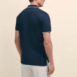 Camiseta polo de hombre de algodón 100% de 220 g/m², manga corta, color sólido, informal, de verano, con logotipo personalizado, a la moda, al por mayor. - Product Image 2