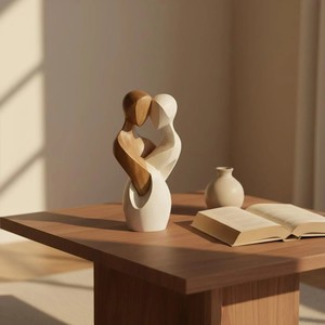 Fabuleuse sculpture en bois faite à la main en forme de cœur, décoration minimaliste pour table, cadeau d'anniversaire pour le salon - Product Image 1