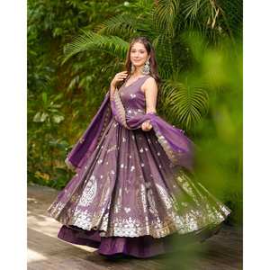 Vestido de fiesta de diseño y conjunto Dupatta con bordado talla XL - Product Image 2