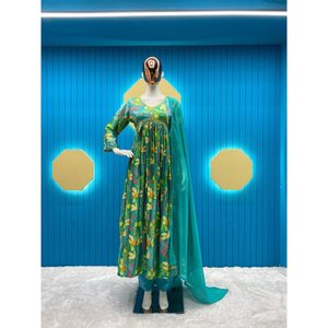 NUEVA COLECCIÓN Conjunto de Ropa de Trabajo para Mujer, Top y Pantalón Alia con Dupatta, Estampado de Bordado con Lentejuelas Chino, Verde - Product Image 3