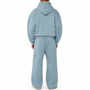 Conjunto de Sudadera con Capucha y Pantalones Deportivos Personalizados con Logotipo, Estilo Urbano, Corte Cuadrado, con Cierre, Fabricante de Conjuntos Deportivos Oversize para Hombre - Product Image 2