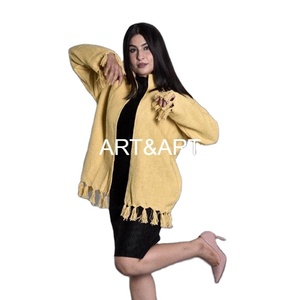 เสื้อแจ็กเก็ตมัสเตอร์สีเหลืองสำหรับผู้หญิงเสื้อผ้าฝ้ายบุนวมทำด้วยมือเป็นเอกลักษณ์มีในสต็อก - Product Image 2