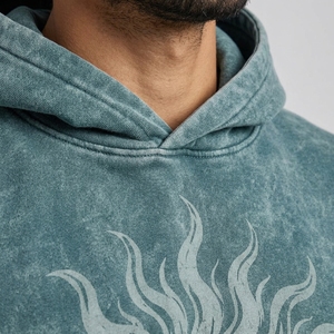 Sweat à capuche pour homme de qualité supérieure, effet délavé, confectionné en tissu de coton doux, coupe décontractée, style vintage et chaleur confortable pour le quotidien. - Product Image 6