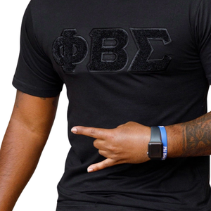 เสื้อยืด Phi Beta Sigma ผ้าเชนิลล์สีดำ สำหรับผู้ชาย ลายตัวอักษรกรีก เสื้อยืดพรีเมียมสำหรับสมาคมนักศึกษา แขนสั้น ทรงคลาสสิก สวมใส่สบาย - Product Image 4