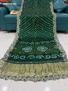 Collection Premium de Sarees en Soie Gajji avec Bandhani Original, Gota Patti et Ensemble de Blouse Brodée à la Main - Fournisseur d'Inde - Product Image 6