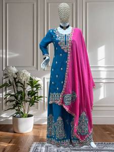 Exclusivo Conjunto de Traje Palazzo Punjabi de Seda Romana Moderna con Bordado Detallado y Dupatta de Organza para Bodas, Diwali y Festividades - Product Image 5