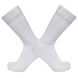 Chaussettes de sport pour hommes, à compression, super élastiques, épaisses, avec logo personnalisé, pour la gym, le cyclisme et le basketball, conception OEM de haute qualité - Product Image 3