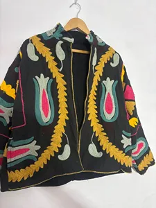 Chaqueta Suzani Negra Bordada de Estilo Vintage, Arte Floral Tradicional, Ropa Exterior Étnica Bohemia para Mujer - Product Image 2