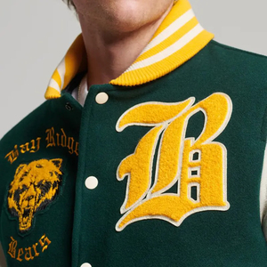 เสื้อแจ็คเก็ตเบสบอล Bay Ridge Bears สีเขียวขาว ปักลายตัวอักษร สไตล์พรีปปี้สำหรับผู้ชาย เสื้อผ้าฤดูใบไม้ร่วง ชุดวอร์มผู้ชาย - Product Image 2