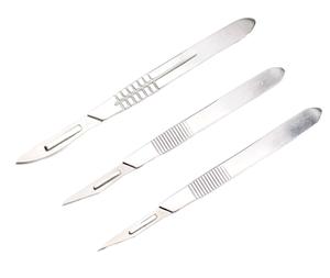 Shivshakti Enterprises Medical 10 11 12 15 20 Cuchillas de bisturí quirúrgicas de acero inoxidable para dermaplaning, fuente de alimentación manual, esterilizadas - Product Image 4