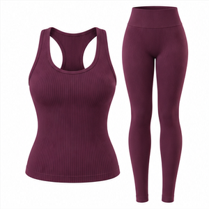 Conjunto Deportivo de Tres Piezas para Mujer, Color Azul Marino, Chaqueta con Cierre, Sujetador Deportivo y Leggings de Cintura Alta (Secado Rápido, Transpirable, Cuello Redondo) - Product Image 1