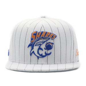 หมวกเบสบอลลายเส้นสีขาวปักโลโก้แบรนด์ชาร์คส์ แบบ Snapback สำหรับทุกเพศ สวมใส่สบาย ทรง 6 แผง - Product Image 1