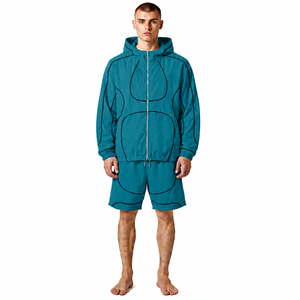 Shorts personnalisés avec logo, vestes à capuche zippées, survêtement réfléchissant en nylon pour hommes, ensemble imperméable personnalisé en 2 pièces - Product Image 6