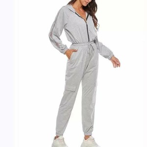 Custom Made Women Hooded Tracksuit Slim Fit 2 Piece Set Winter Fleece Tracksuit Set Eco-Friendly 100% Cotton Fleece OEM Service - Product Image 3