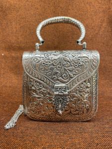 Bolso de mano Chapado en plata y Metal para mujer, diseño tradicional de alta calidad, elegante, Vintage, novedad - Product Image 6