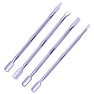 Poussoir à cuticules et outil de nettoyage des ongles en acier inoxydable Poussoir à cuticules à double extrémité pour le soin des ongles de précision Écologique - Product Image 1