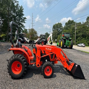 Tractor Compacto Kubota L3302 4WD, Entrega Rápida, Compre Hoy, Calidad Premium, Motor Compacto y Versátil, Confiable para Cualquier Sitio de Trabajo - Product Image 2