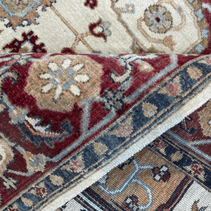 Tapis de chambre à coucher à poils ras, noué à la main, en laine et soie, motif géométrique Heriz, bordeaux ivoire - Product Image 3