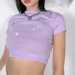 T-shirt Crop Top Femme à Manches Courtes Slim Fit en Strass, Style Streetwear Sportif, Personnalisé et Tendance - Product Image 3