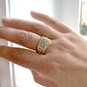 Arin/Or 18K/14K avec diamants naturels certifiés GIA/IGI, designs modernes ou personnalisés avec des bagues en diamant de faible quantité minimale de commande - Product Image 1