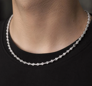 Collar de Moissanita Plateada con Cadena de Cuerda y Colgante Brillante para Fiesta - Product Image 1