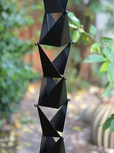 Chaîne de pluie géométrique en cuivre - Faite à la main, polie, design personnalisé pour une utilisation en extérieur, dans la maison ou dans le jardin - Product Image 3
