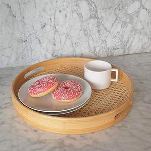 Bandeja Redonda Ecológica de Bambú con Base de Mimbre, Bandeja de Madera para Servir Té, Café y Aperitivos - Product Image 4