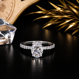 Anillo de Compromiso D'vins con Diamante Cultivado en Laboratorio de Corte Ovalado, Oro Sólido de 18k con Baño de Rodio, para Mujer, Clásico con Banda Pavé y Solitario - Product Image 1