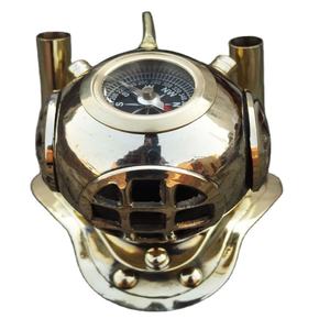 Mini casque de plongée en laiton maritime antique modèle de décoration intérieure poli avec porte-stylo cadeau - Product Image 2