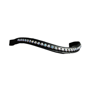 Diamant Forme Cristaux Brow Band pour Chevaux Produit en cuir. - Product Image 1