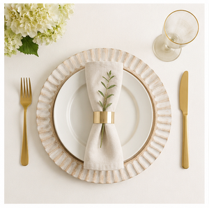 Assiette de présentation ronde en bois artisanale avec bordure rustique cousue, en bois de manguier, pour décoration de mariage et de salle à manger de style campagnard - Product Image 2
