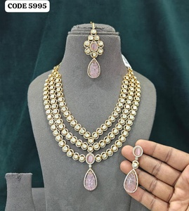 Conjunto de collar de perlas Kundan de lujo para mujer, con piedras rosas y verdes, para novias, bodas, fiestas, conjunto de joyería tradicional india para mujer - Product Image 4