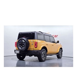 Ford Bronco 2.7 Outer Banks Junio 2023 43,824 km Caja de Cambios Automática Asientos de Cuero con Cámara Trasera - Product Image 2