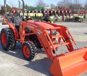 Mini-tractopelle Kubota de haute qualité, compacte, 4x4, diesel, excavatrice, chargeuse, petite pelle pour travaux agricoles et de construction - Product Image 2