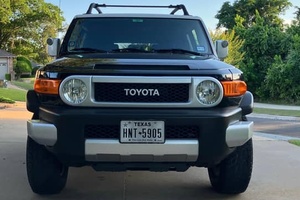 Toyota FJ Cruiser Usado del 2014 - Product Image 2