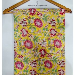 Tela de Algodón Cambray Estampada a Bloques 60x60, Tela de Algodón con Estampado Tradicional Jaipuri - Product Image 4