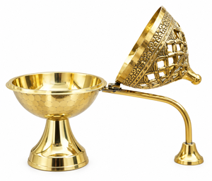 เตาเผากำยานทองเหลืองราคาส่ง พร้อมฝาปิดลายฉลุและด้ามจับยาว - Product Image 3