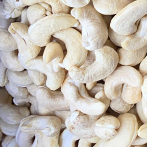 Noix de cajou brutes en gros WW180, WW240, WW320, Noix de cajou LP W320, Noix de cajou à prix avantageux, Emballage OEM ODM - Product Image 1